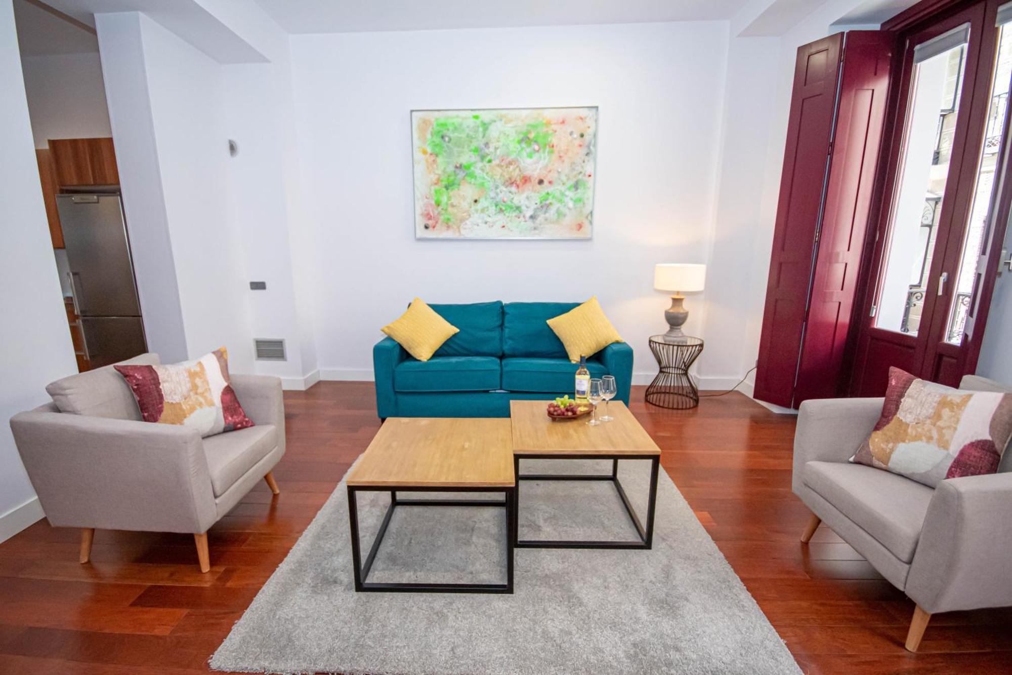 Apartamentos Libertad 24 مدريد الغرفة الصورة